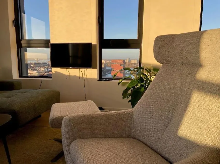 Uniek Appartement - Mooiste En Hoogste Uitzicht Op Antwerpen! - Incl Gratis Parking 0*, Antwerp Belgium